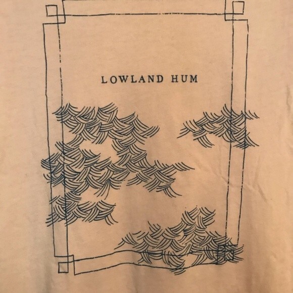 CANVAS Size Small Men's Short Sleeve T-Shirt Cream Lowland Hum Graphic Crewneck - Picture 6 of 6